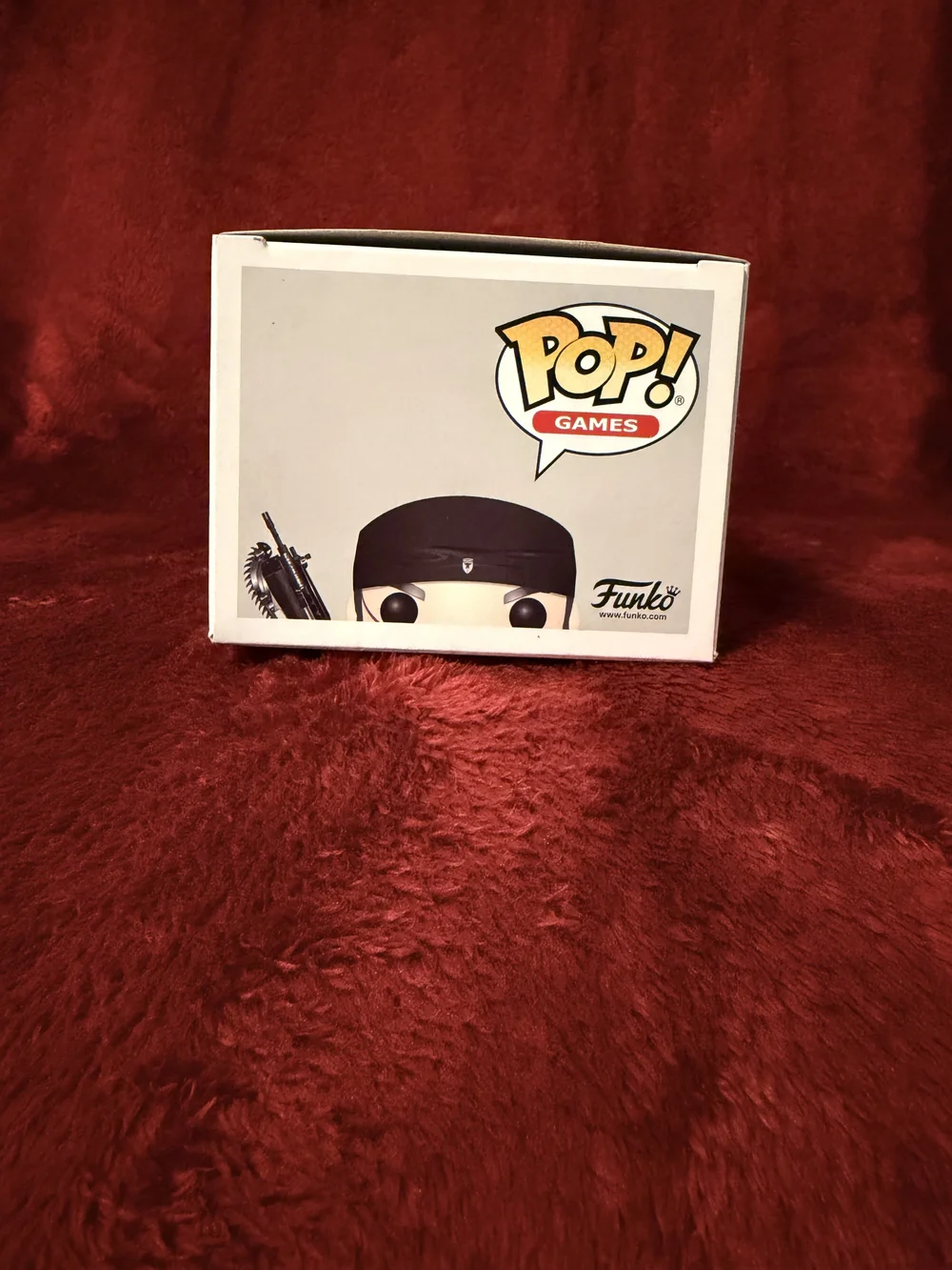 ✨️RARE✨️ Funko Pop! Games Marcus Fenix #204 - Gray & Black - Picture 5 of 6